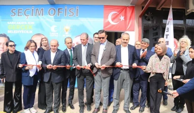 AK Parti Eskişehir Büyükşehir Belediye Başkan Adayı Nebi Hatipoğlu Sarıcakaya’da Vatandaşları Ziyaret Etti