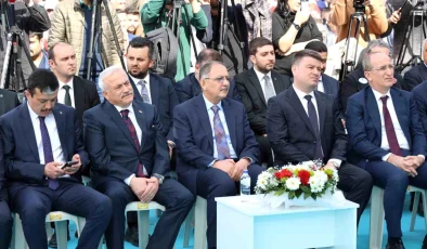Aksaray Belediyesi Kentsel Dönüşüm Projesinin Temel Atma Töreni Gerçekleştirildi