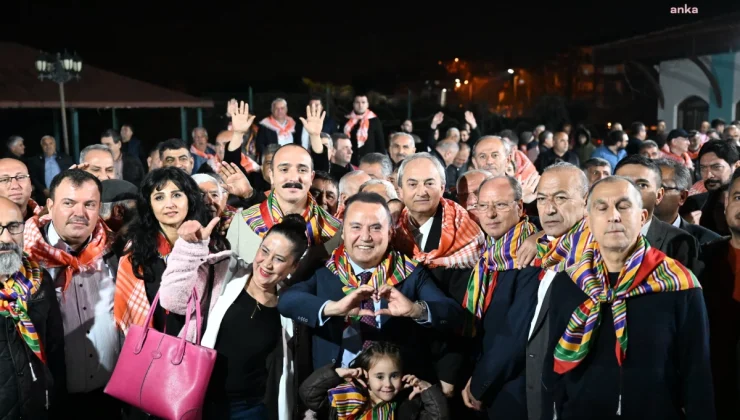 Antalya Büyükşehir Belediye Başkanı Muhittin Böcek, yerelden kalkınmaya önem veriyor