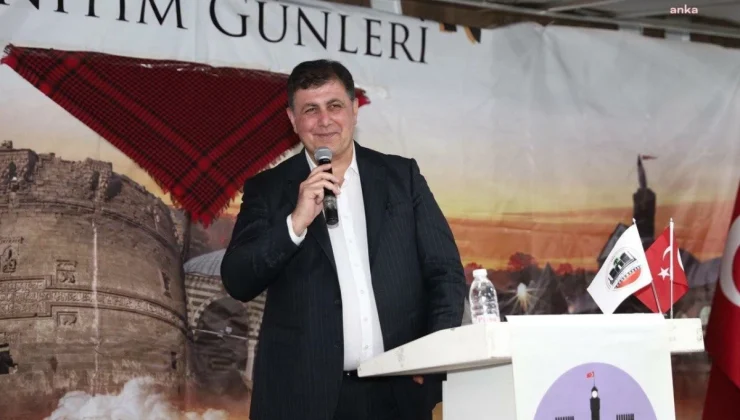 CHP İzmir Büyükşehir Belediye Başkan Adayı Cemil Tugay, Ege Bölgesi Diyarbakır Dernekleri Federasyonu Buluşmasında Konuştu