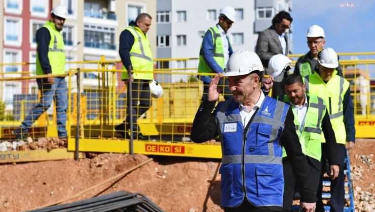 İzmir Büyükşehir Belediyesi Buca Metrosu’nda Çalışmaları İnceledi