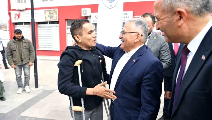 Kayseri Büyükşehir Belediye Başkanı Dr. Memduh Büyükkılıç Felahiye’de Projelerin Temel Atma Törenine Katıldı
