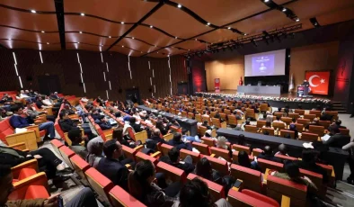 Kayseri Ticaret Odası, Sınır Ötesi E-Ticaret Eğitim Konferansı Düzenledi
