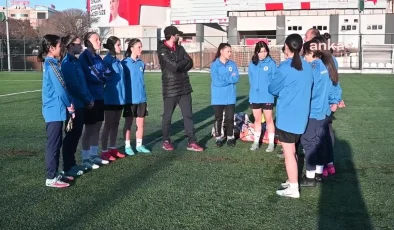 Yozgat Yurdum Gençlikspor Kadın Futbol Takımı 2. Lig’e Yükselmek İstiyor
