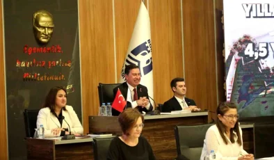 Bodrum Belediye Başkanı Ahmet Aras Son Meclis Toplantısını Yaptı