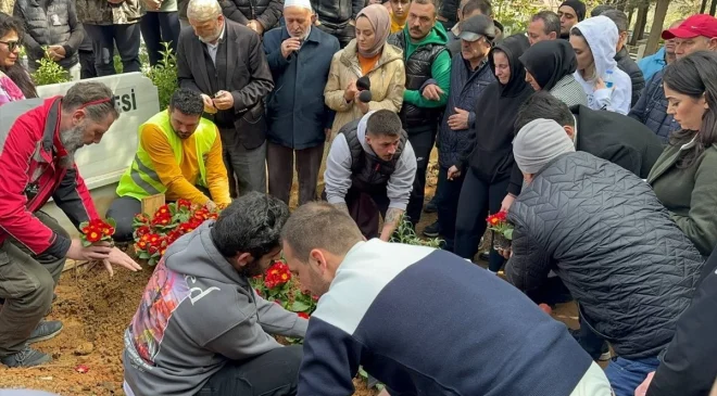 Eyüpsultan’da Off-Road Kazasında Hayatını Kaybeden Oğuz Murat Acı İçin Adalet Konvoyu Düzenlendi