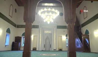 Osmangazi’de Mehmed Zahid Kotku İzvat Camii Açıldı