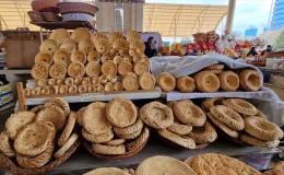 Özbekistan’da Ramazan Ayının Vazgeçilmezi: Nişalda Tatlısı ve Patır Ekmek