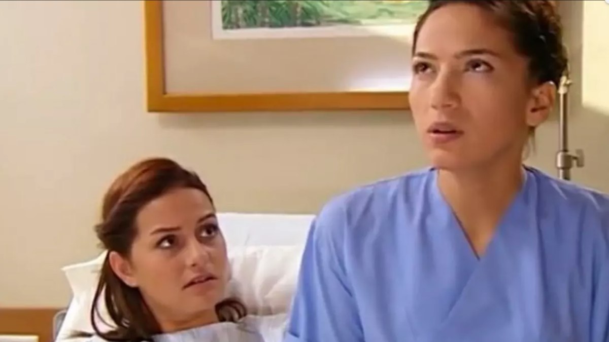 Doktorlar’ın Ela’sı ve Zenan’ı yılar sonra buluştu! Melike Güner ile Yasemin Özilhan’ın son haline yorum yağdı