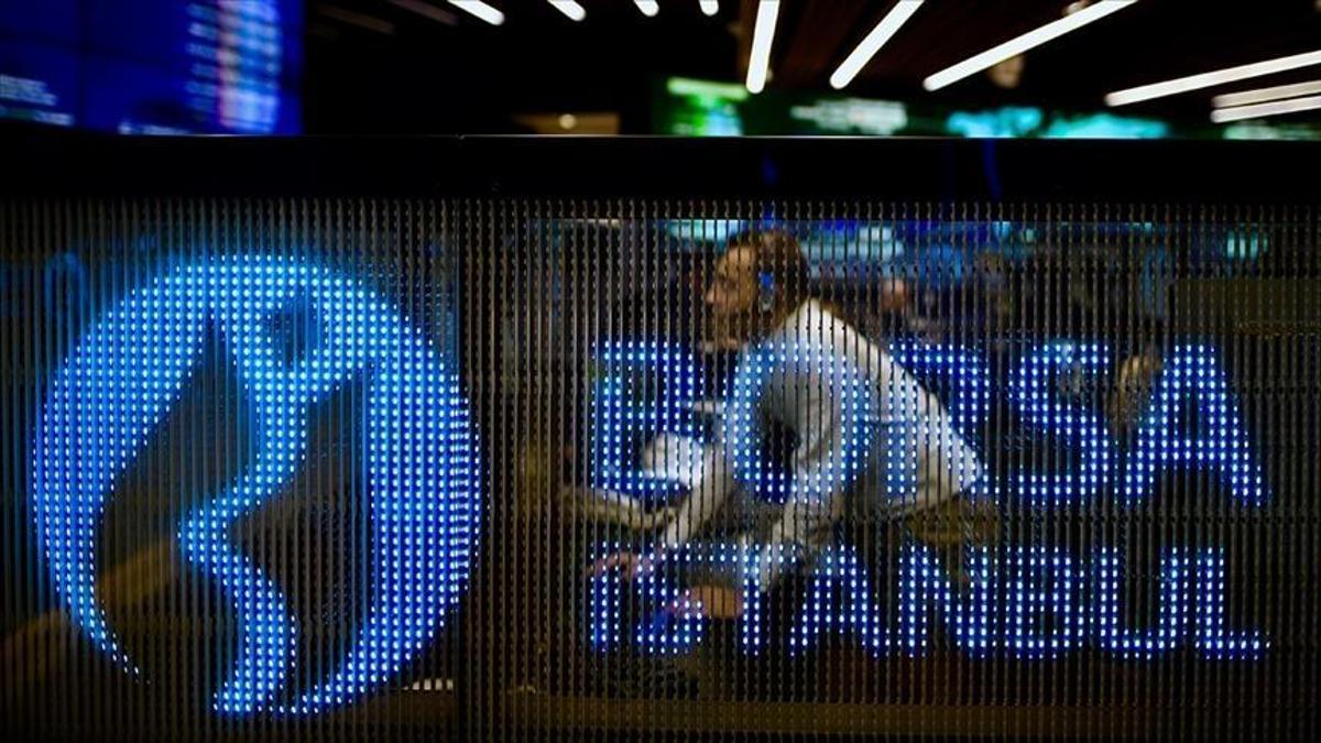 SON DAKİKA HABERİ |  Borsa İstanbul güne yükselişle başladı! BIST 100 endeksi 9.815,92 puan